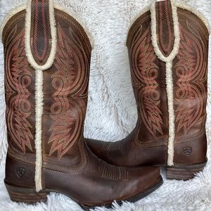 Womens Ariat Sherpa Lined Boots Size 8B